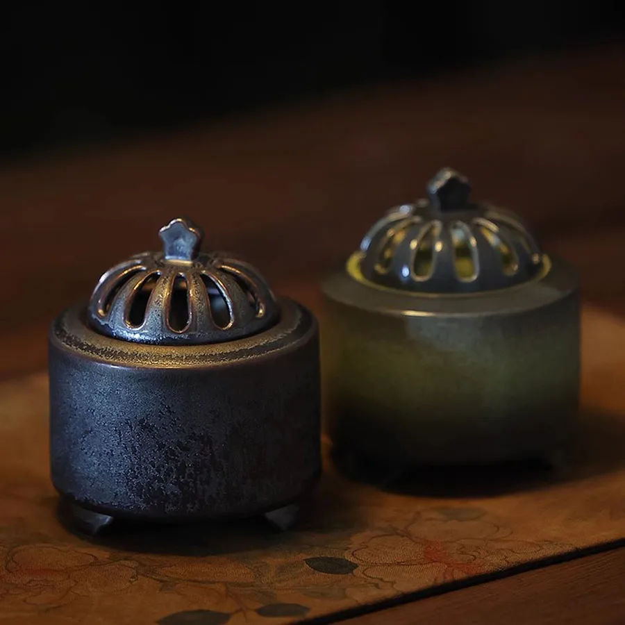 Ceramic Incense Burner Ornament Modern Gift Porcelain Incense Burner Decoration Oriental Chinese Portable Incensario Room Decor
Ceramic Incense Burner Ornament Modern Gift Porcelain Incense Burner Decoration Oriental Chinese Portable Incensario Room Decor
