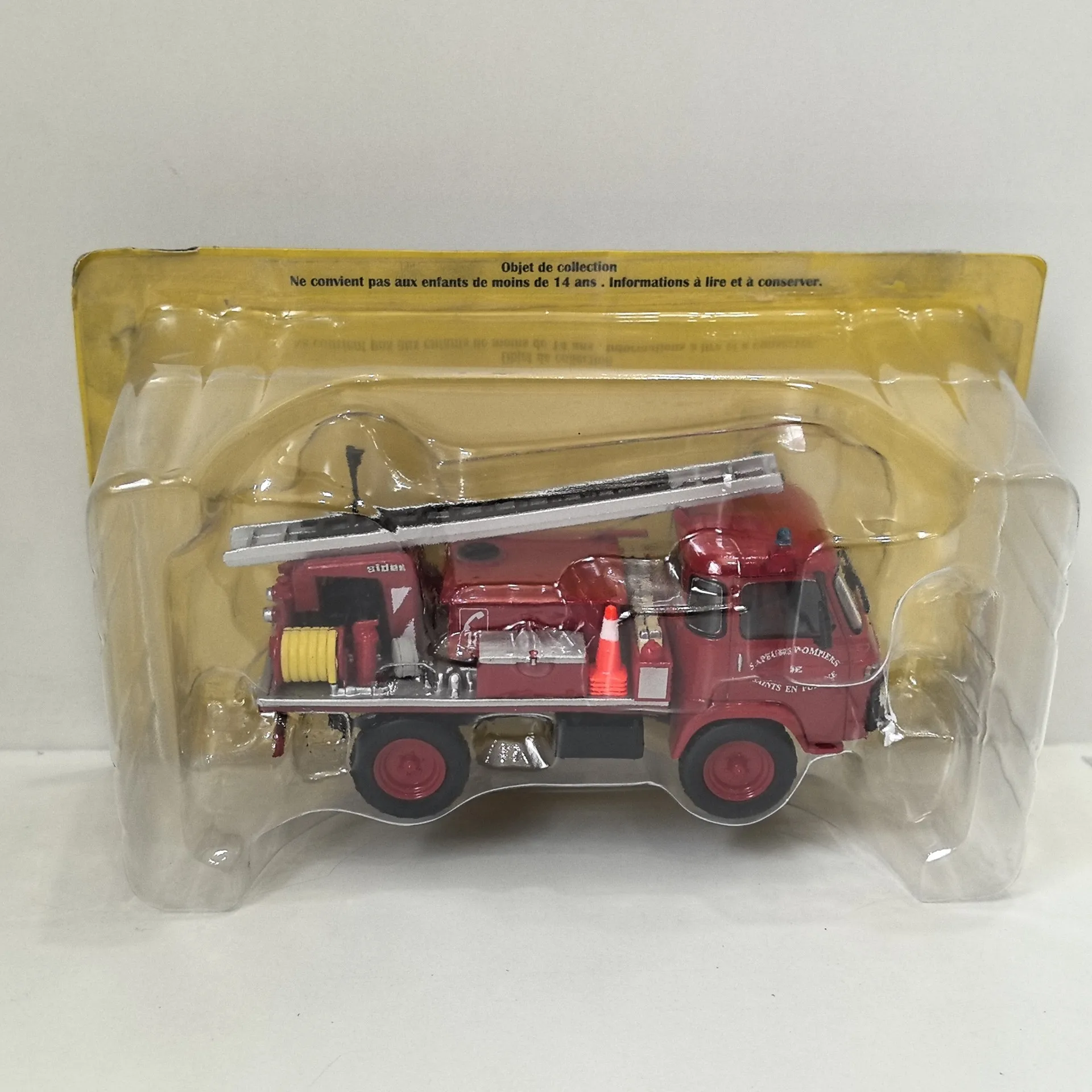 Diecast IXO 1/43 Scale RENAULT TP3 Alloy Car Model
Diecast IXO 1/43 Scale RENAULT TP3 Alloy Car Model