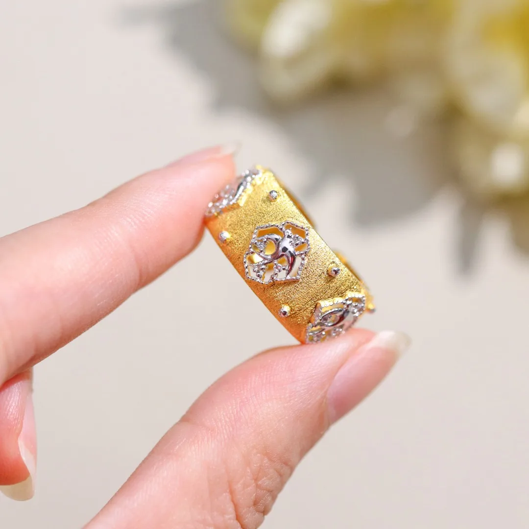 Solid 925 Sterling Silver Plated with Thick 18K Gold Zircons Rings for Unisex or Man or Female's Classic Cocktail Rings
Solid 925 Sterling Silver Plated with Thick 18K Gold Zircons Rings for Unisex or Man or Female's Classic Cocktail Rings