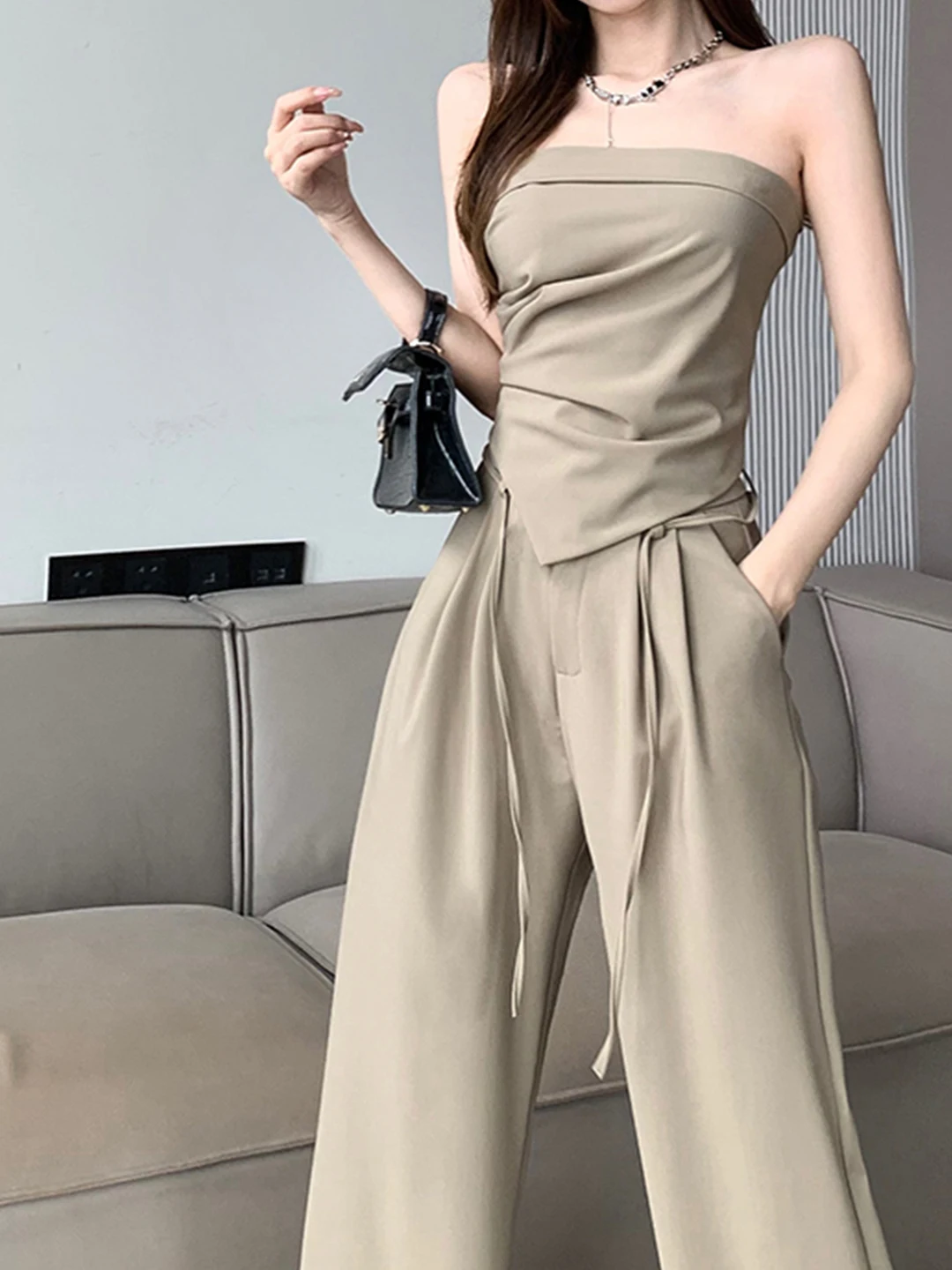 Ele Sexy Two-Piece Set High Waist Wide Leg Pants Strapl Top Ladylike Faion Summer Outfit Casual Comfortable Women's ...
Ele Sexy Two-Piece Set High Waist Wide Leg Pants Strapl Top Ladylike Faion Summer Outfit Casual Comfortable Women's ...