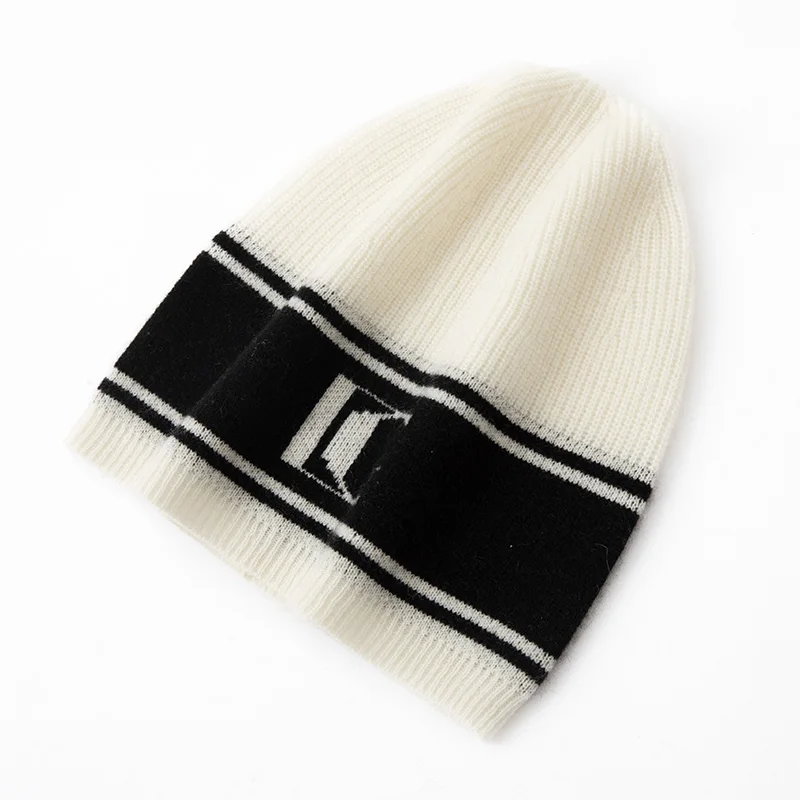 2025 Winter Unisex 100 Cashmere Hats Outdoor Casual Keep Warm Solid Color Cashmere Knitted Beanie Hat Women /Men Hedging Caps
2025 Winter Unisex 100 Cashmere Hats Outdoor Casual Keep Warm Solid Color Cashmere Knitted Beanie Hat Women /Men Hedging Caps