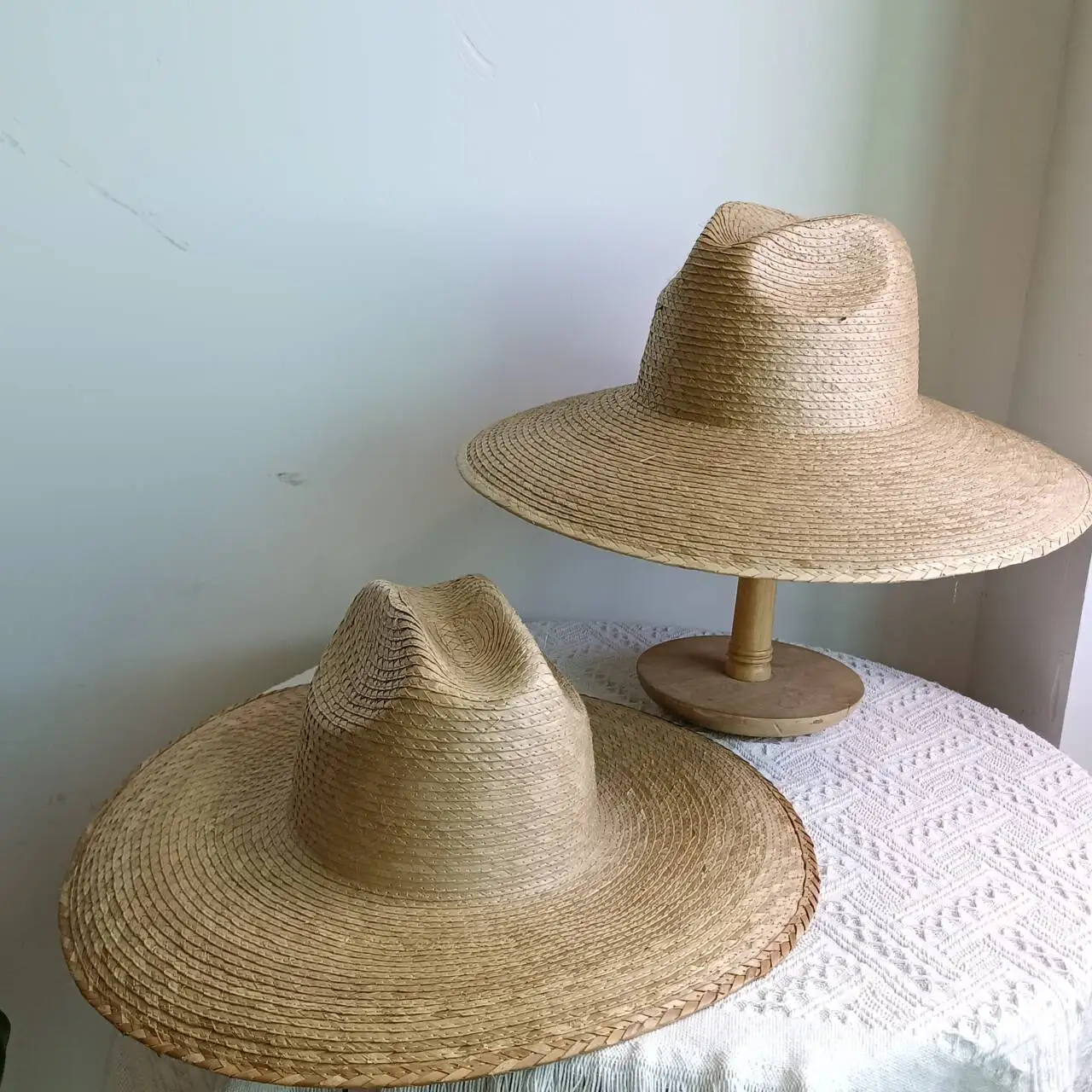 Natural palm leaf hat natural color Palma wide brim fedora holiday sun hat beach summer jazz hat Panama sun hat
Natural palm leaf hat natural color Palma wide brim fedora holiday sun hat beach summer jazz hat Panama sun hat