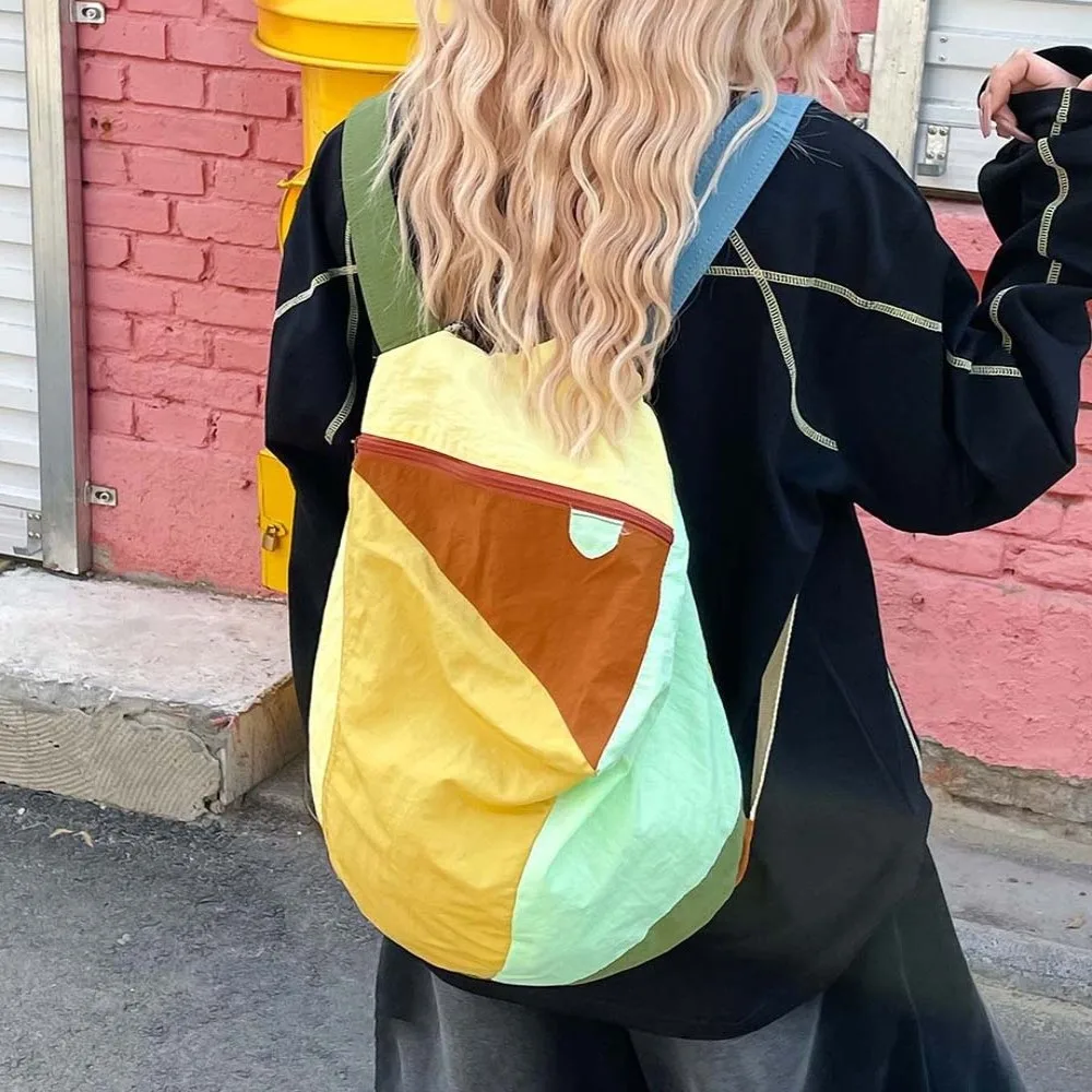 Durable Contrast Color School Bag Large Capacity Scratch Prevention Nylon Sport Daypack Fixed Webbing Waterproof
Durable Contrast Color School Bag Large Capacity Scratch Prevention Nylon Sport Daypack Fixed Webbing Waterproof