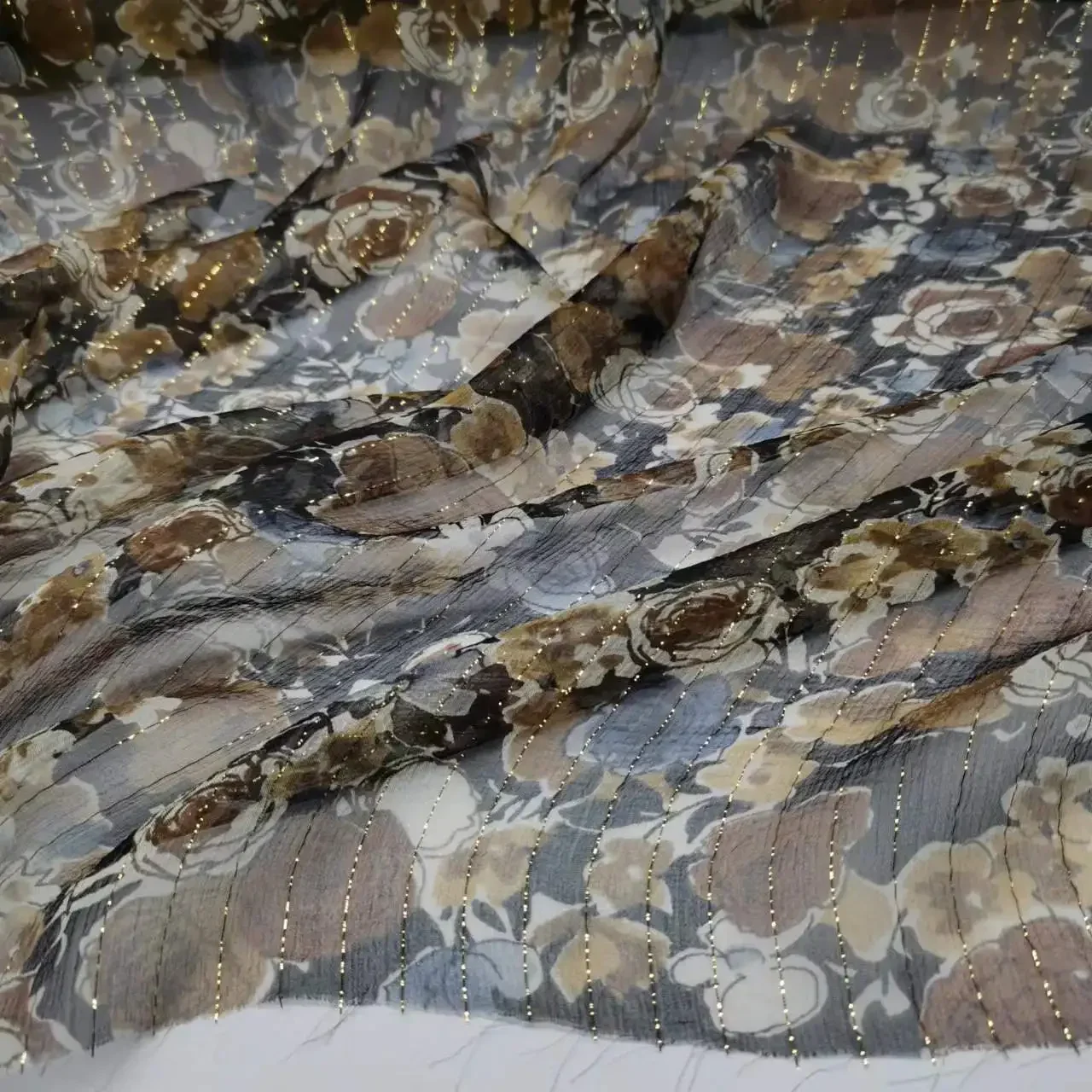 Saree Silk Fabric Metallic Lurex Brocade Cooling Soft Chiffon For Dress Scarf Material
Saree Silk Fabric Metallic Lurex Brocade Cooling Soft Chiffon For Dress Scarf Material
