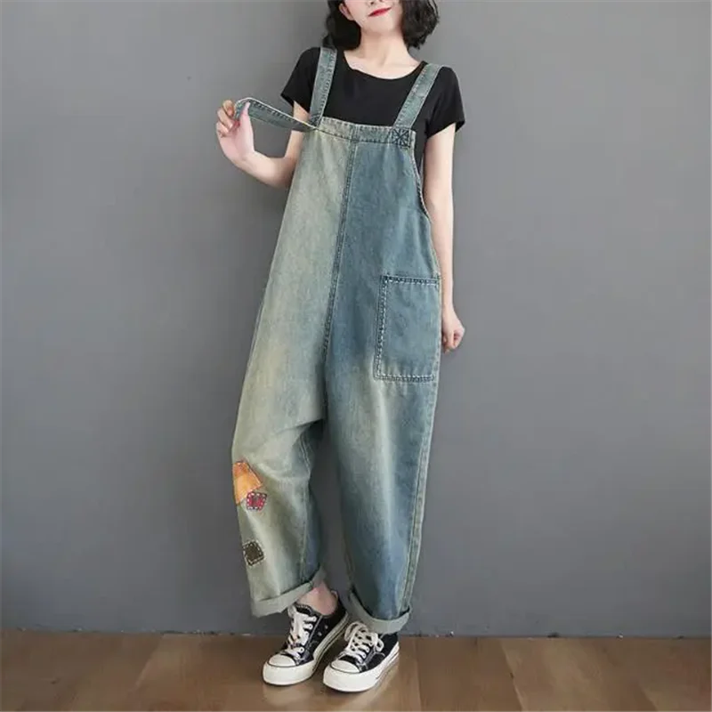 Casual Patchwork Denim Overalls women Spring Summer 2025 New Artistic Vintage Suspender Jumpsuit Straight leg Pants Female B920
Casual Patchwork Denim Overalls women Spring Summer 2025 New Artistic Vintage Suspender Jumpsuit Straight leg Pants Female B920