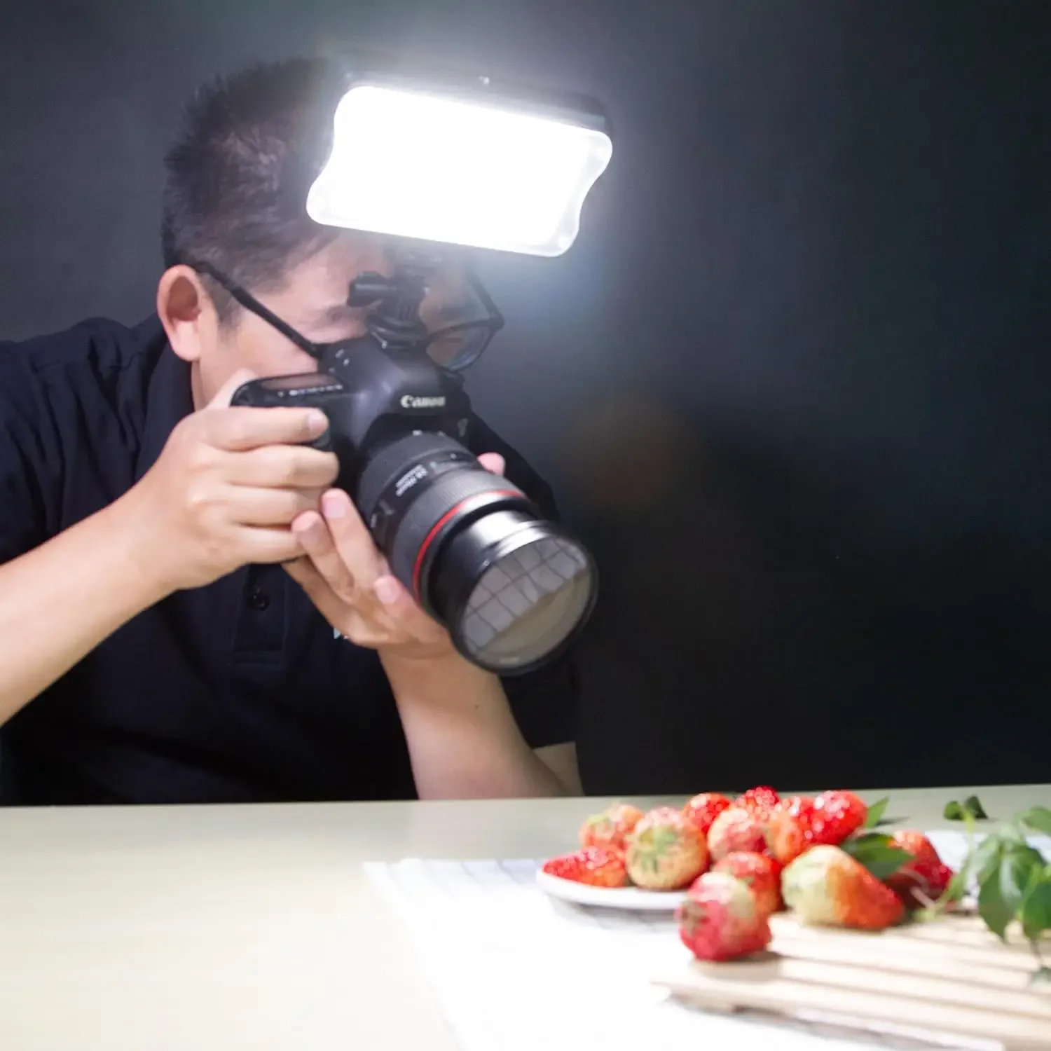2026 New VILTROX VL-162T CRI95+ LED Video Light, Portable Camera Photo Light Panel Dimmable for DSLR Camera Camcorder with Batte
2026 New VILTROX VL-162T CRI95+ LED Video Light, Portable Camera Photo Light Panel Dimmable for DSLR Camera Camcorder with Batte