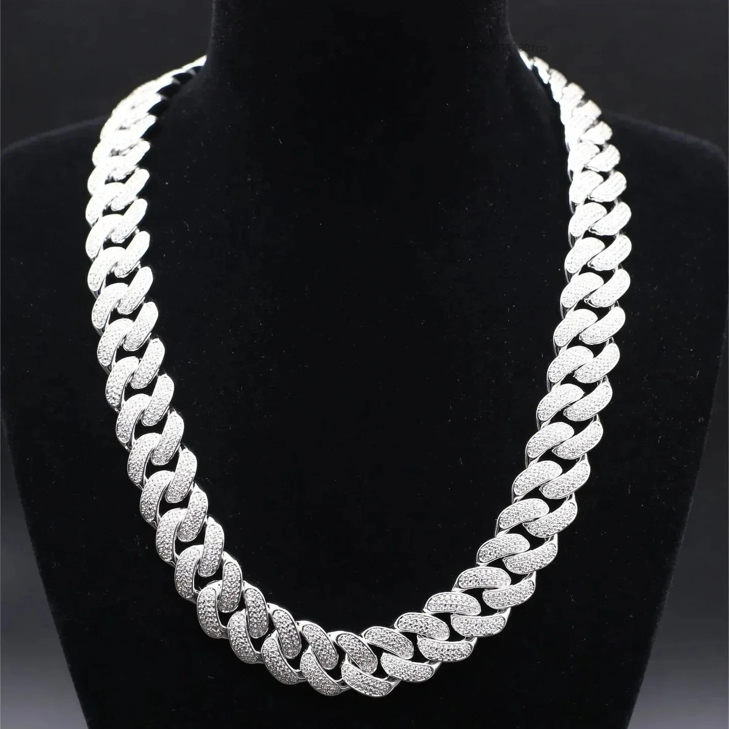 Hip Hop Fine Jewelry 14k Real Gold Chain Customized Size 22mm 18" VVS Moissanite Diamond Baguette Cuban Link Chain For Rapper
Hip Hop Fine Jewelry 14k Real Gold Chain Customized Size 22mm 18" VVS Moissanite Diamond Baguette Cuban Link Chain For Rapper