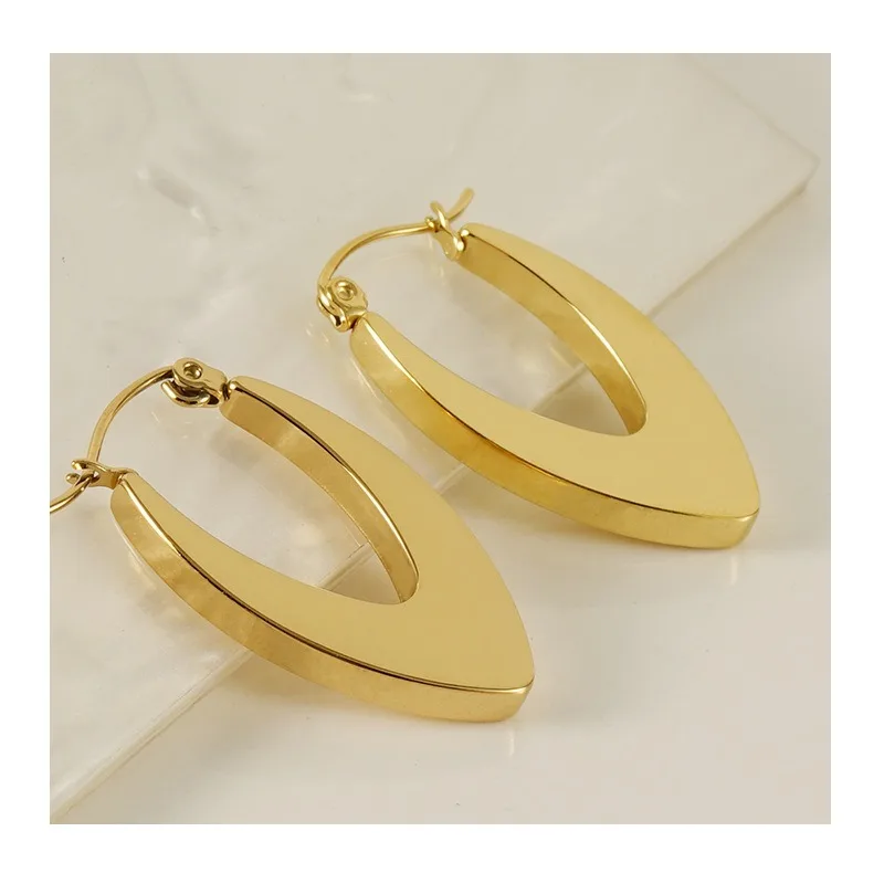 French Retro Stainless Steel Earrings Women's Niche Design Simple Temperament Geometric Earrings Ear Buckles
French Retro Stainless Steel Earrings Women's Niche Design Simple Temperament Geometric Earrings Ear Buckles