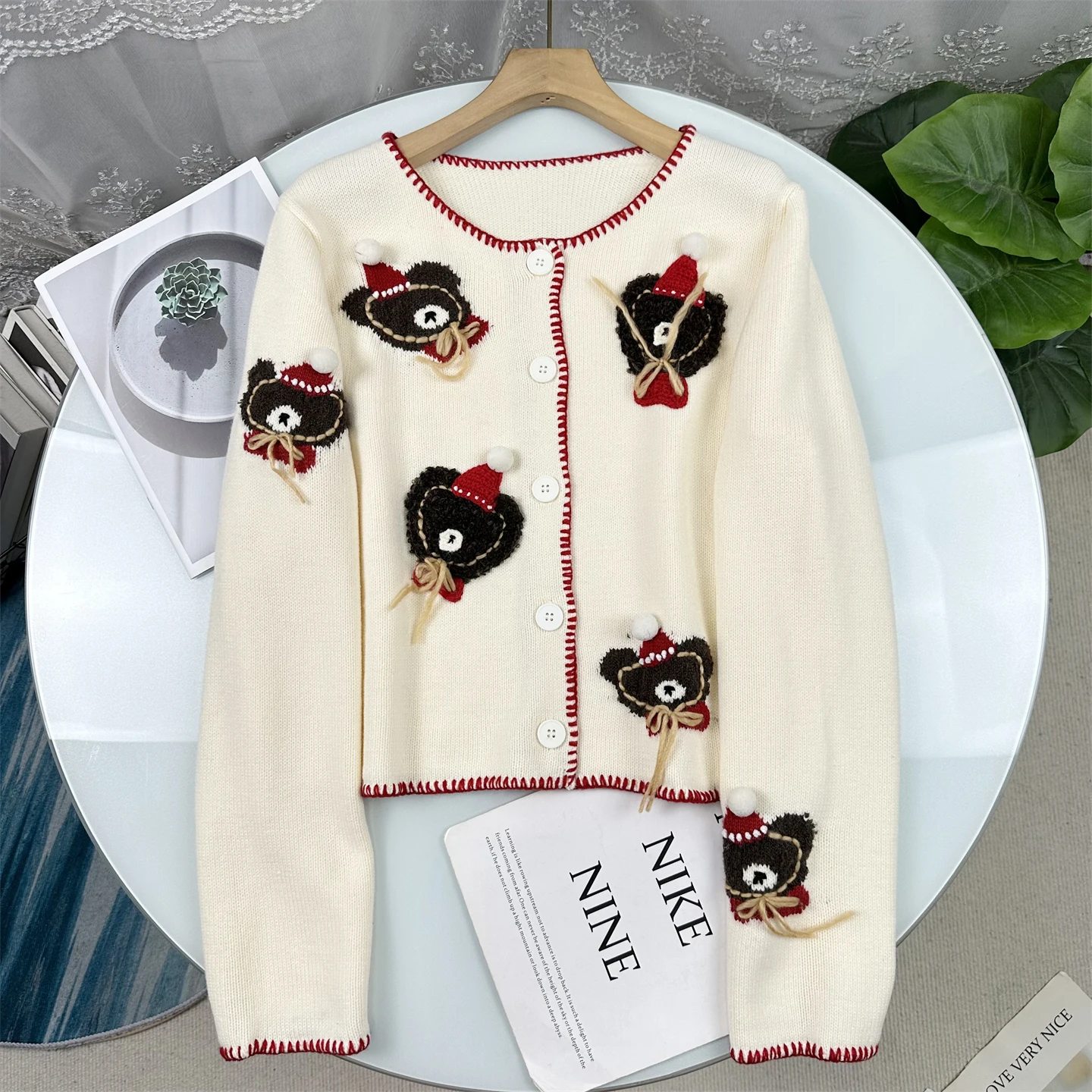 Cute Bear Pattern Knitted Cardigan Women's Sweater Trimmed 3D Style Autumn Winter New Arrival Casual Comfortable Fit
Cute Bear Pattern Knitted Cardigan Women's Sweater Trimmed 3D Style Autumn Winter New Arrival Casual Comfortable Fit