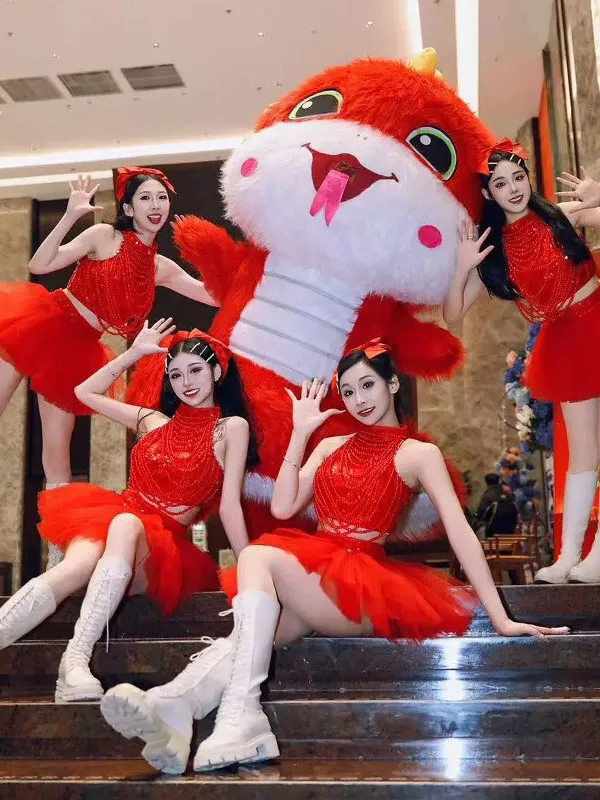 Red Dance Performance Suit Korean Jazz Dance Female Group Performance Set Kpop Stage Costume Winter Collection 2025
Red Dance Performance Suit Korean Jazz Dance Female Group Performance Set Kpop Stage Costume Winter Collection 2025