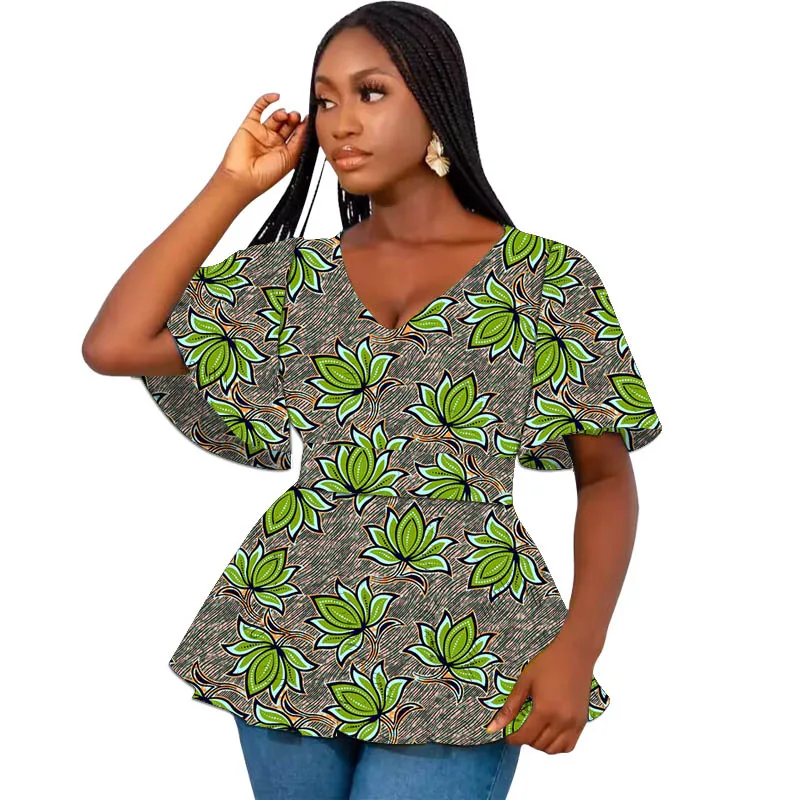 Colorful African Print Women's Tops Flare Sleeved Original Design V Neck Blouse Tailored Party Wear
Colorful African Print Women's Tops Flare Sleeved Original Design V Neck Blouse Tailored Party Wear