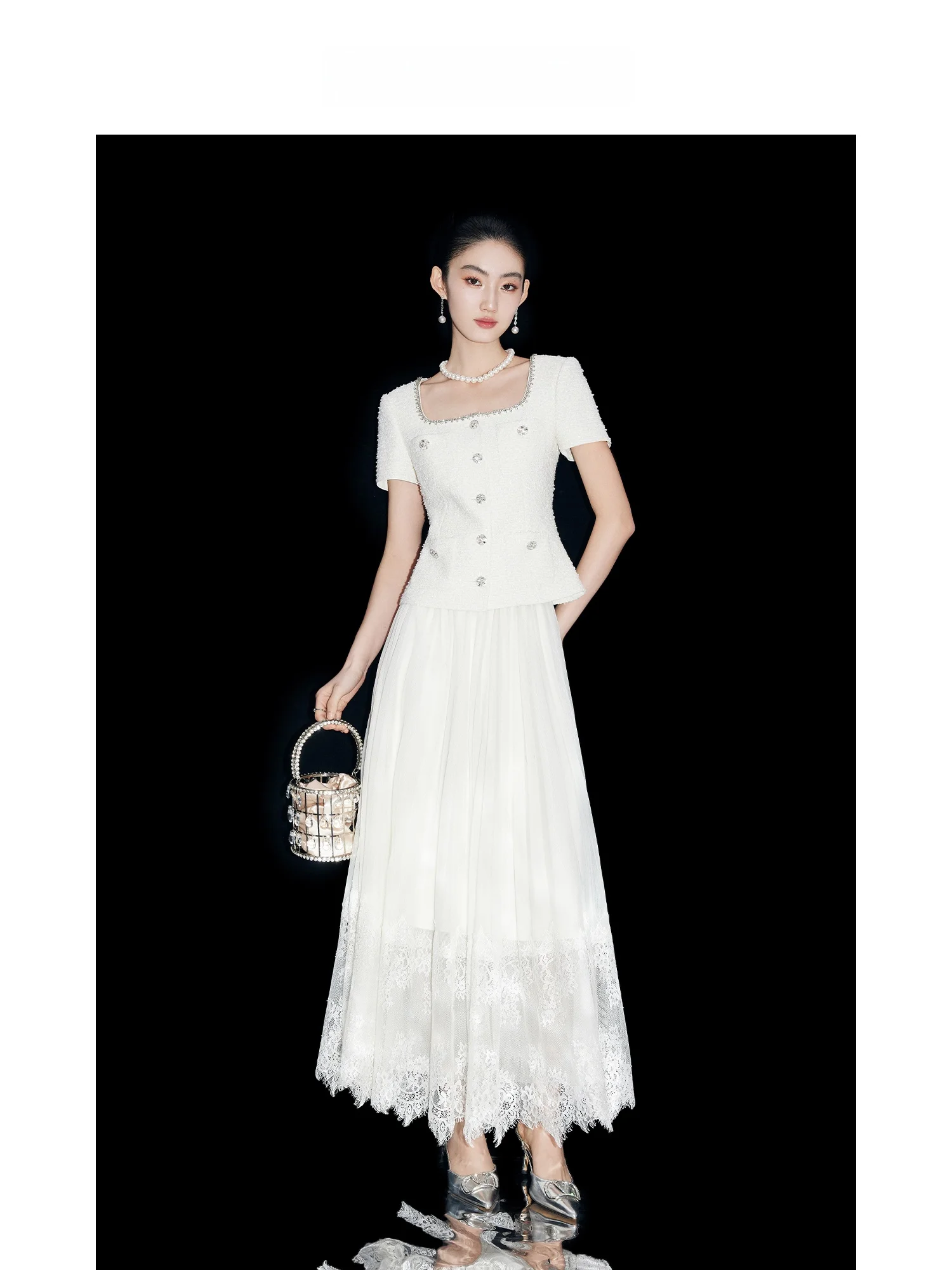 MandyZhang Summer Elegant Short Sleeve Sequin Set Women's Fashion Texture Sensation Drill Button Top High Waist Skirt
MandyZhang Summer Elegant Short Sleeve Sequin Set Women's Fashion Texture Sensation Drill Button Top High Waist Skirt