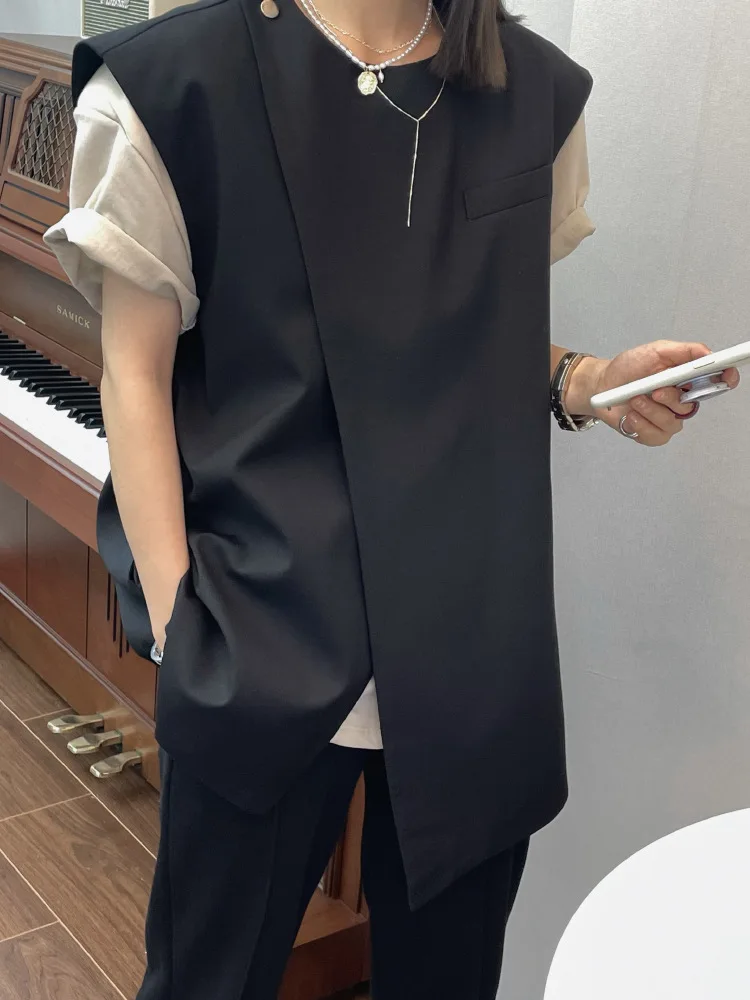 Faionable Bla Women's Jaet Vest Casual Outerwear Spring Summer Simple Design Organic Cotton round Ne Button Closure
Faionable Bla Women's Jaet Vest Casual Outerwear Spring Summer Simple Design Organic Cotton round Ne Button Closure