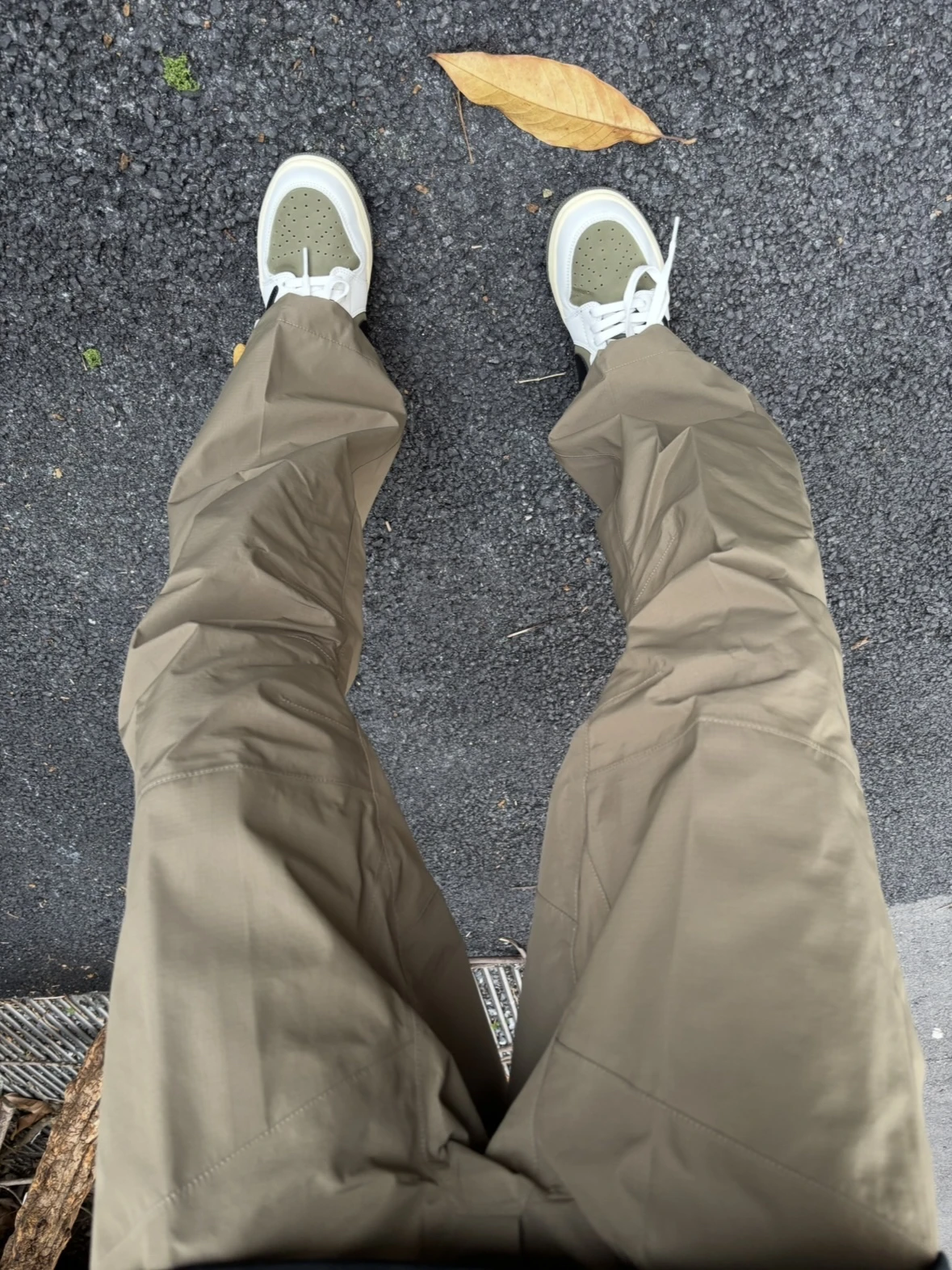 Универсальные футболки Hardell Qui Dry в американском стиле ретро, устойчивые к футболу уличные рабочие брюки, мужские брюки-джаты прямого кроя с 3D отделкой
Универсальные футболки Hardell Qui Dry в американском стиле ретро, устойчивые к футболу уличные рабочие брюки, мужские брюки-джаты прямого кроя с 3D отделкой