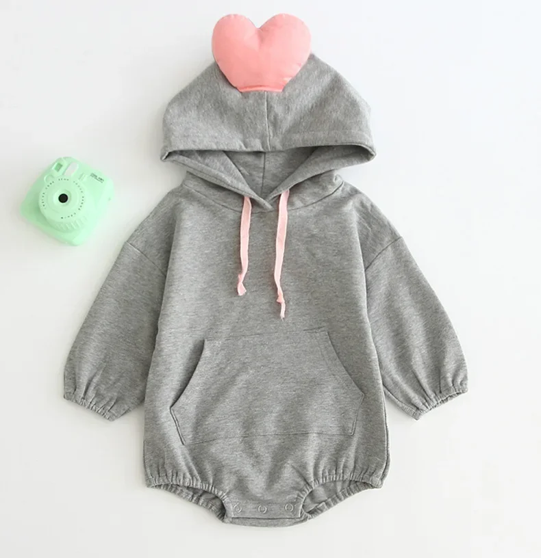 2023 Spring Autumn Baby Girls Clothes Set Cotton Hoodie Patchwork Love Drawstring Romper Suit Skinny Pants Socks Toddler Outfits
2023 Spring Autumn Baby Girls Clothes Set Cotton Hoodie Patchwork Love Drawstring Romper Suit Skinny Pants Socks Toddler Outfits