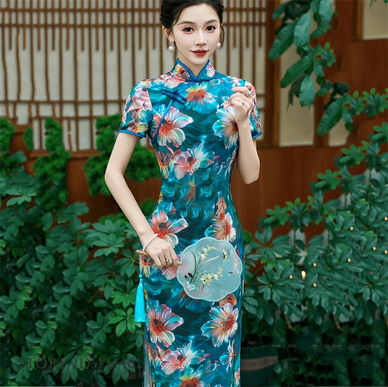 Big Size Print Floral Lady Long Cheongsam Traditional Chinese Clothing Dress SEXY Slim Split Qipao Vestidos Photography Clothing
Big Size Print Floral Lady Long Cheongsam Traditional Chinese Clothing Dress SEXY Slim Split Qipao Vestidos Photography Clothing