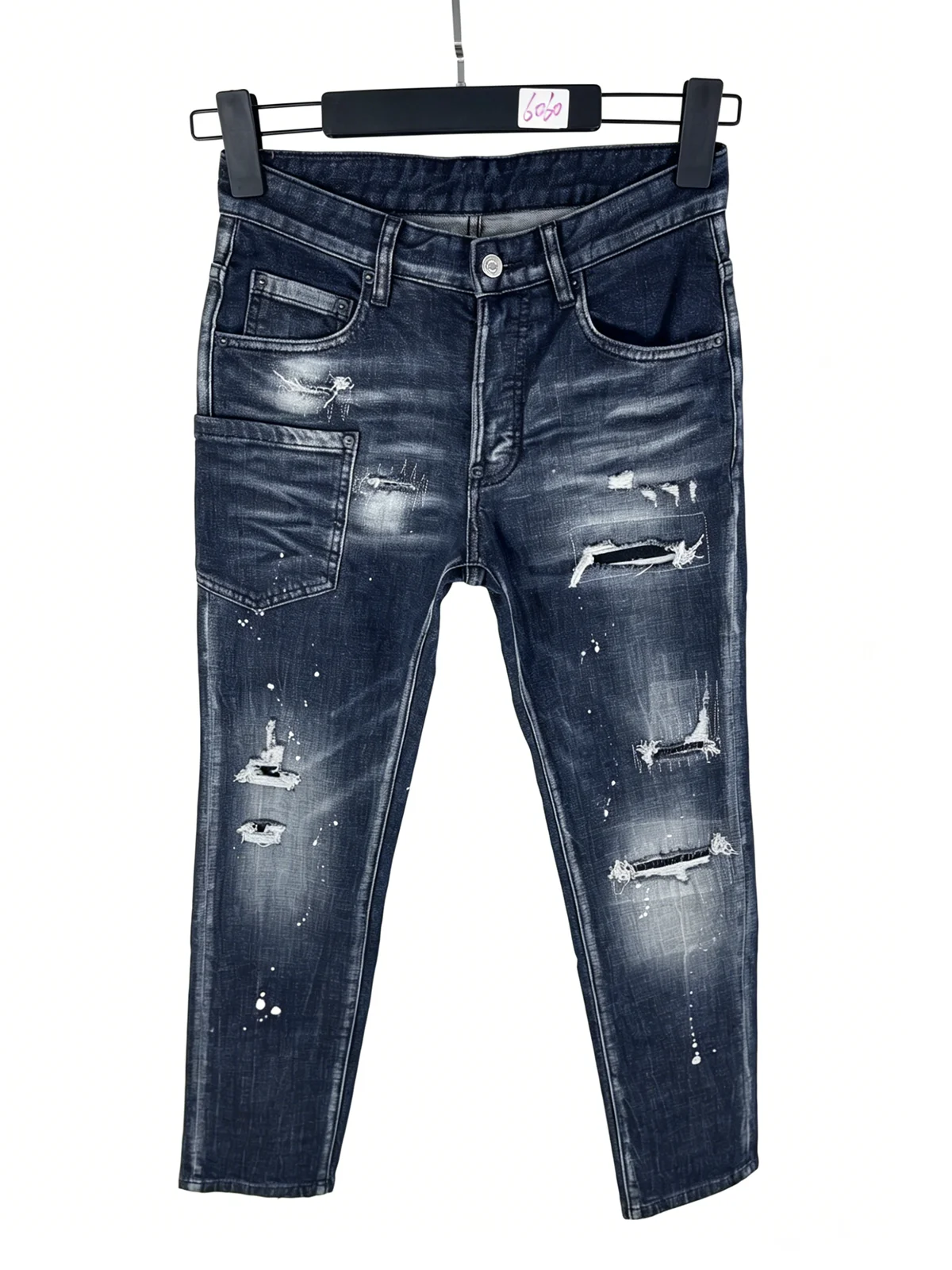 6060 Four Seasons New Men's Wear Ripped Hole Patch Paint Three-dimensional Cut Slim-fit Feet Black Jeans for Men
6060 Four Seasons New Men's Wear Ripped Hole Patch Paint Three-dimensional Cut Slim-fit Feet Black Jeans for Men