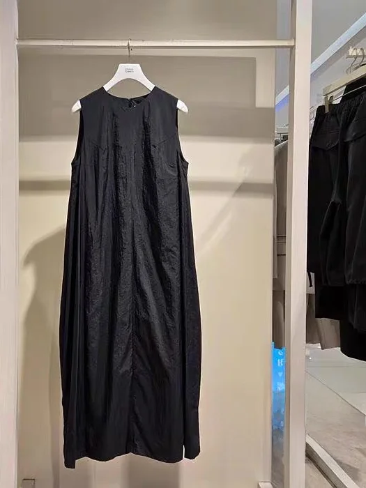 Summer 2025 Beach Vacation Loose Women's Dress Sleeveless Long Dress High-End Sensation Wool Material round Neck Single Piece
Summer 2025 Beach Vacation Loose Women's Dress Sleeveless Long Dress High-End Sensation Wool Material round Neck Single Piece