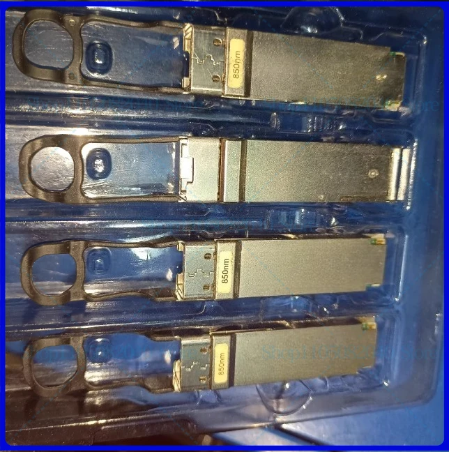 Used For Mellanox MC2210411-SR4 40G Multimode optical module
Used For Mellanox MC2210411-SR4 40G Multimode optical module