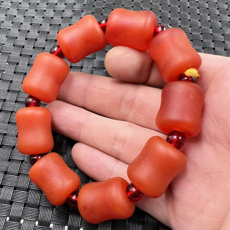 Fluorescent floating saltwater bracelet, second generation amber, high-quality orange-red
Fluorescent floating saltwater bracelet, second generation amber, high-quality orange-red