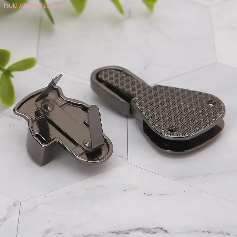62KE Women Metal Clasp Locks for DIY Handbag Shoulder Bag Purse Hardware Accessories
62KE Women Metal Clasp Locks for DIY Handbag Shoulder Bag Purse Hardware Accessories