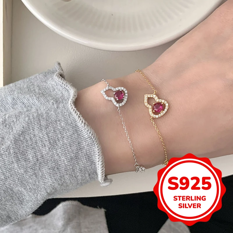 S925 sterling silver exquisite gourd bracelet hollowed out fashionable and individual light luxury style hand jewelry
S925 sterling silver exquisite gourd bracelet hollowed out fashionable and individual light luxury style hand jewelry