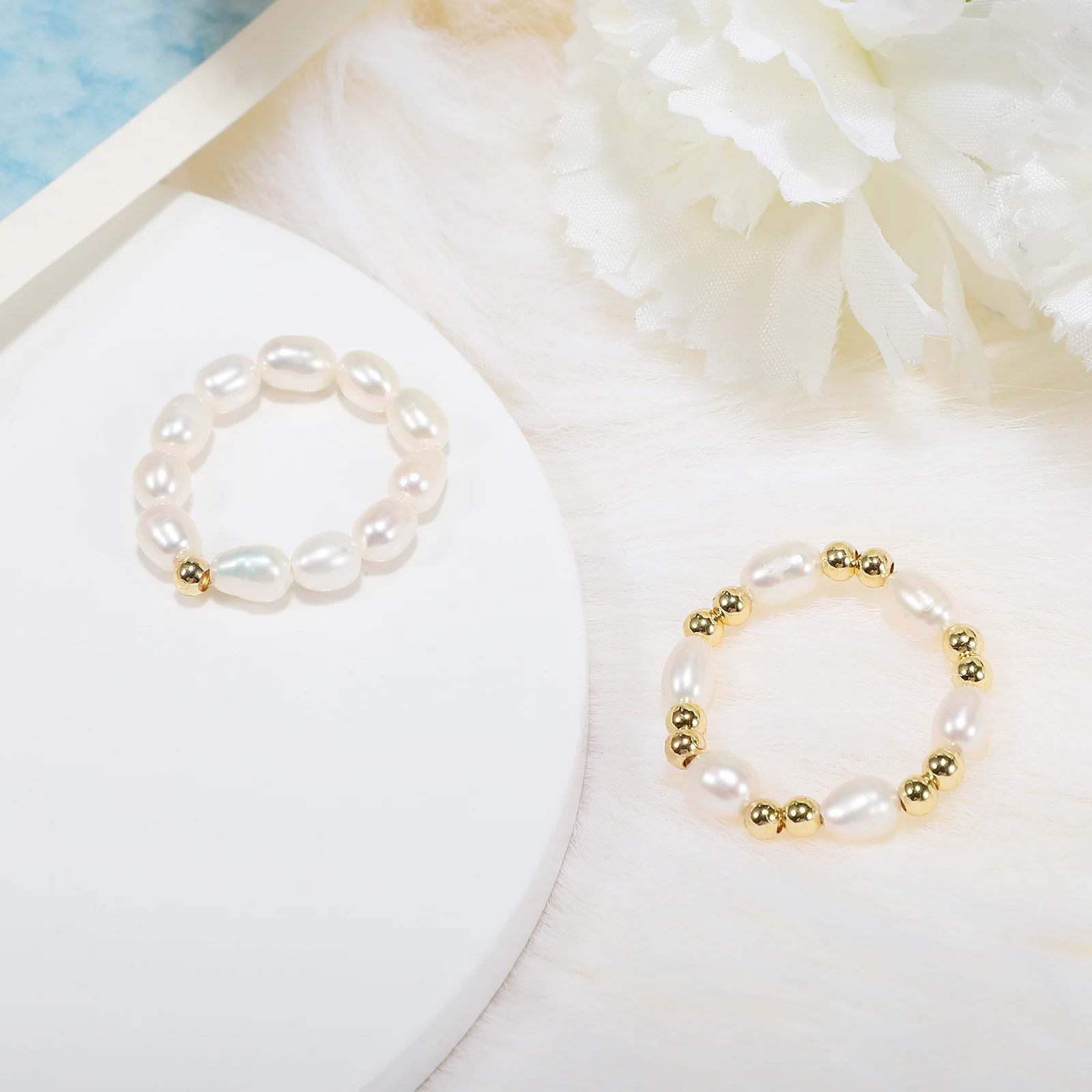 2Pcs Pearl Rings Adjustable Stretch Minimalist Rings for Women Birthday Holiday Gift Decorative Ring for Women
2Pcs Pearl Rings Adjustable Stretch Minimalist Rings for Women Birthday Holiday Gift Decorative Ring for Women