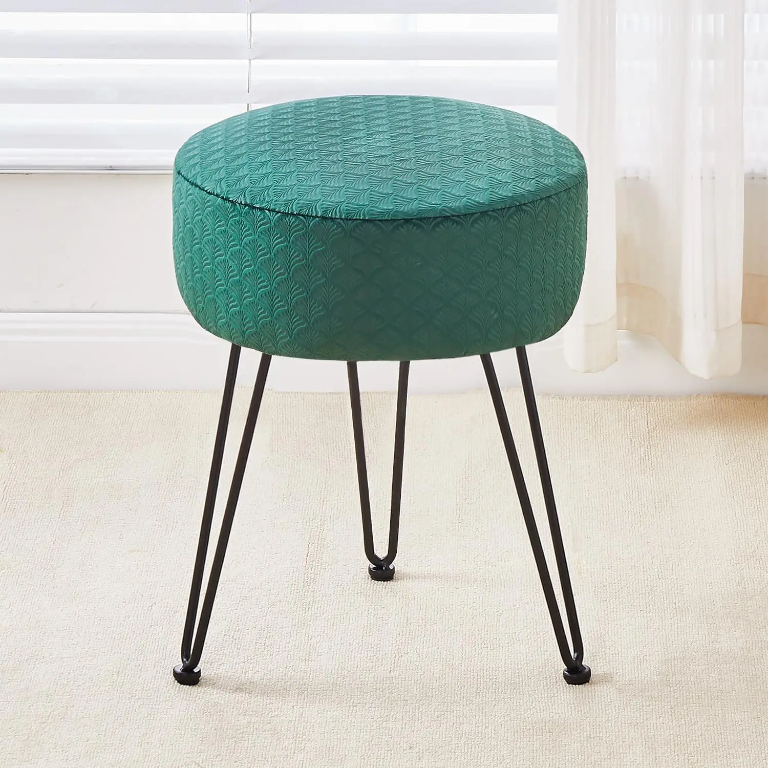 Vanity Chair Foot Stools Velvet Ottoman Stool Round Ottoman Bench Modern Dressing Stool Side Table Footstool With Metal Leg
Vanity Chair Foot Stools Velvet Ottoman Stool Round Ottoman Bench Modern Dressing Stool Side Table Footstool With Metal Leg