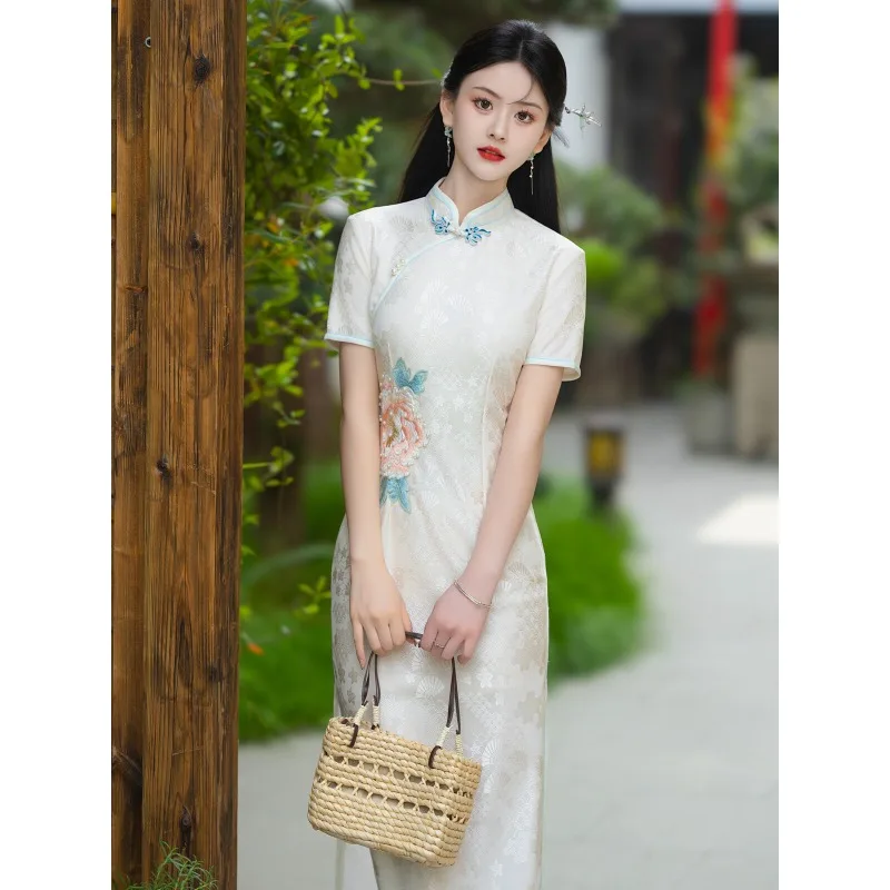 2026 Summer New Chinese Style Cold Tone Qipao Slim Elegant Daily Women Dress
2026 Summer New Chinese Style Cold Tone Qipao Slim Elegant Daily Women Dress