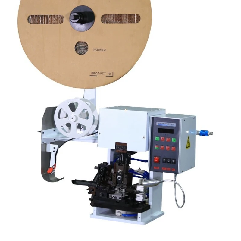Automatic horizontal feeding peeling with terminal machine Multi-core wire riveting terminal peeling
Automatic horizontal feeding peeling with terminal machine Multi-core wire riveting terminal peeling