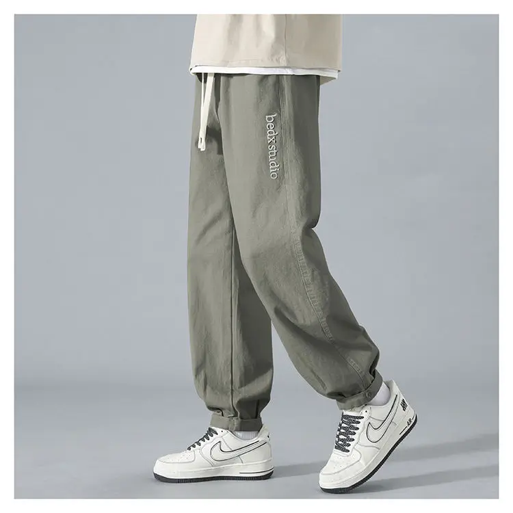 Spring and Autumn Japanese Casual Pure Color Straight Tube Loose American Trend Versatile Workwear Pants for Men
Spring and Autumn Japanese Casual Pure Color Straight Tube Loose American Trend Versatile Workwear Pants for Men