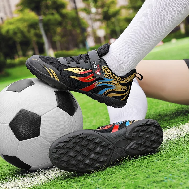 Breathable Elastic Sole Men Football Sneakers Anti Slip Lightweight Outdoor Training Sports Running Footwear
Breathable Elastic Sole Men Football Sneakers Anti Slip Lightweight Outdoor Training Sports Running Footwear