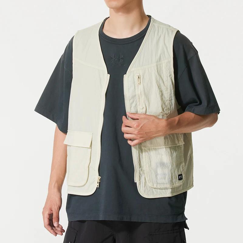 Under Armour Men's Vest Woven Sportswear Fashion Loose Jacket Casual Trendy Outerwear 1382877-273
Under Armour Men's Vest Woven Sportswear Fashion Loose Jacket Casual Trendy Outerwear 1382877-273