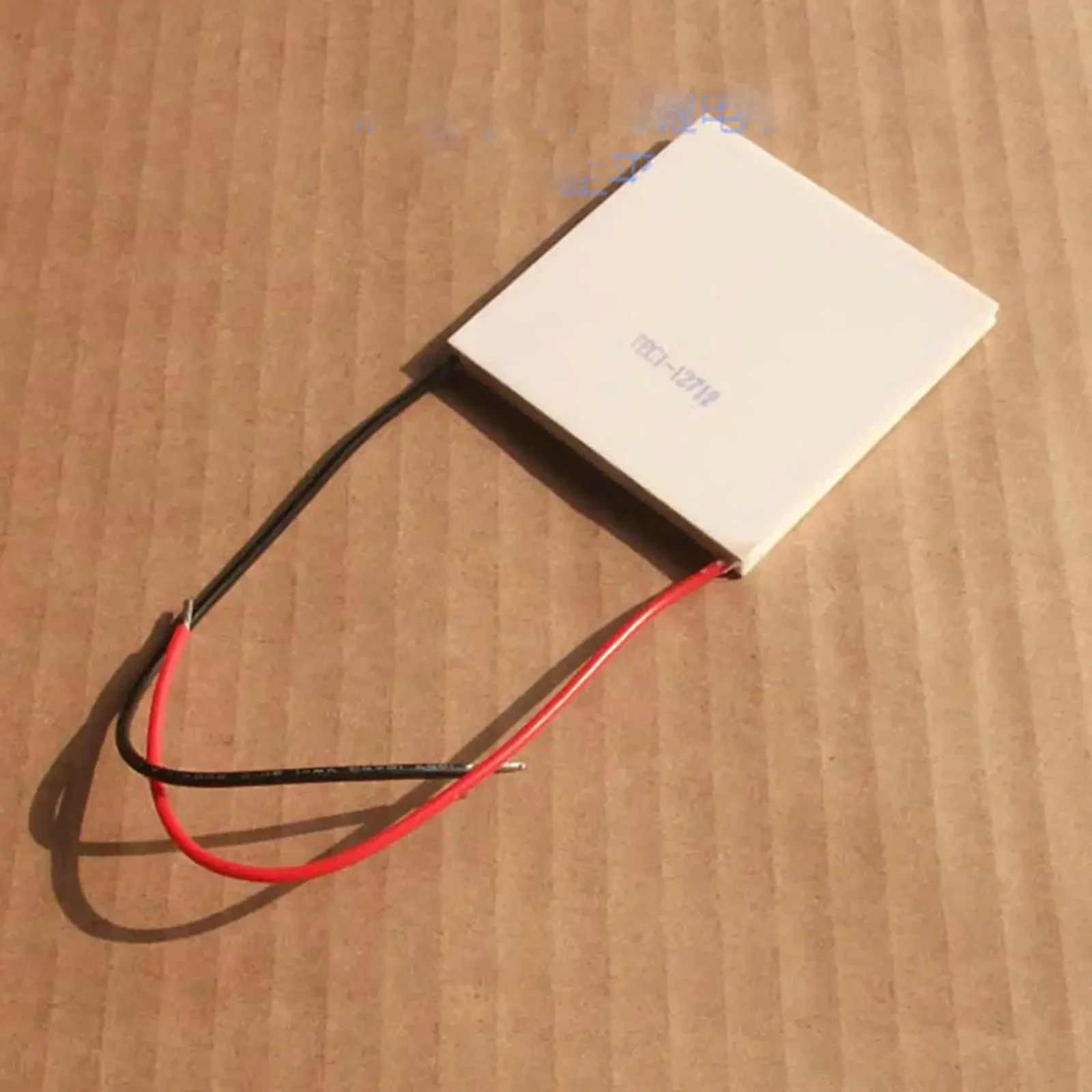 62x62mm 12A 16V 102W TEC1-12712 Thermoelectric Cooler Peltier Heatsink
62x62mm 12A 16V 102W TEC1-12712 Thermoelectric Cooler Peltier Heatsink