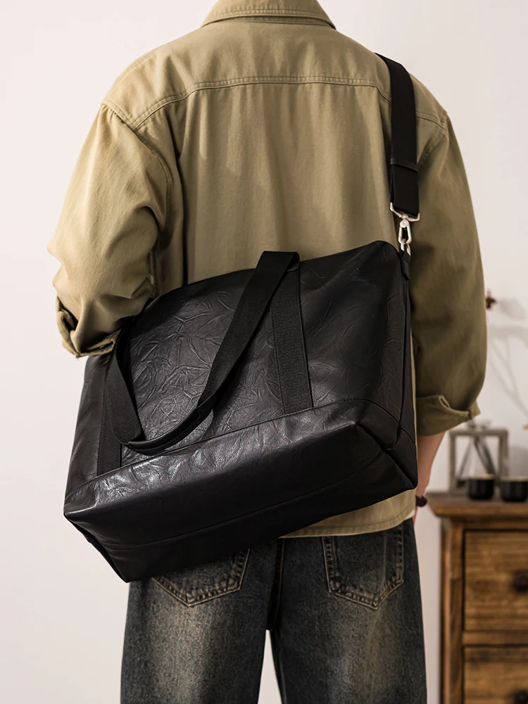 simple luxury handmade genuine leather men black handbag Casual travel high quality large capacity first layer cowhide tote bag
simple luxury handmade genuine leather men black handbag Casual travel high quality large capacity first layer cowhide tote bag