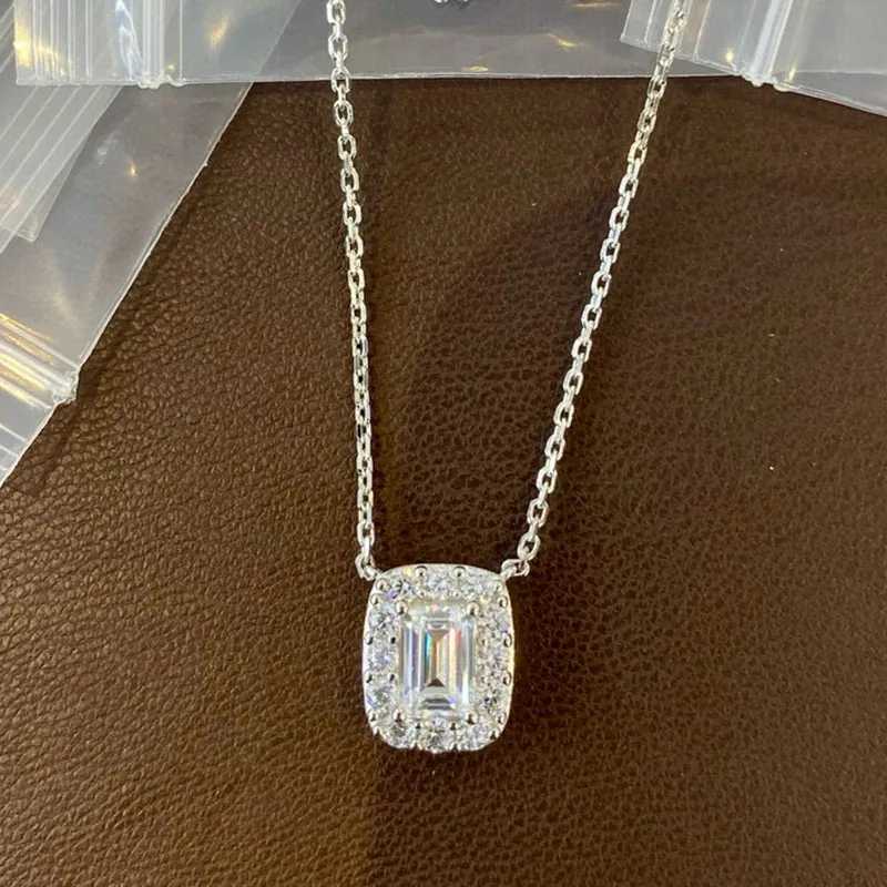 Musla Design 100% Pure 925 Sterling Silver Necklaces For Women Gift Square Pave Aaa Zircconia Pendant Fine Jewelry
Musla Design 100% Pure 925 Sterling Silver Necklaces For Women Gift Square Pave Aaa Zircconia Pendant Fine Jewelry