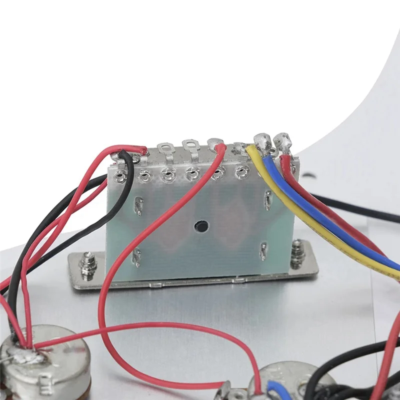 A99I-2Pcs White Electric Guitar Accessories For ST Three Single Electric Guitar Guitar Panel Electric Guitar Cover Plate
A99I-2Pcs White Electric Guitar Accessories For ST Three Single Electric Guitar Guitar Panel Electric Guitar Cover Plate