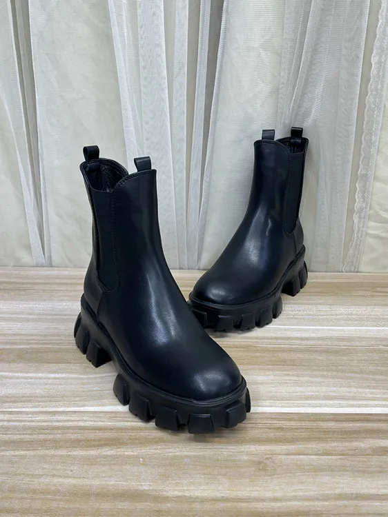 Faionable женские ботинки с круглым носком Thi Bot Inner Fce Pure Color Boots Универсальные зимние ботинки на высоком каблуке
Faionable женские ботинки с круглым носком Thi Bot Inner Fce Pure Color Boots Универсальные зимние ботинки на высоком каблуке