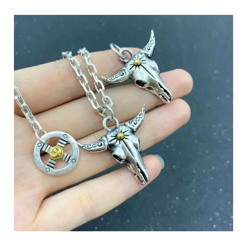 Takahashi Goro Thai Silver Retro Bull Head Pendant Trendy Hip Hop Punk Style Necklace Street Nightclub Accessories Sweater Chain
Takahashi Goro Thai Silver Retro Bull Head Pendant Trendy Hip Hop Punk Style Necklace Street Nightclub Accessories Sweater Chain