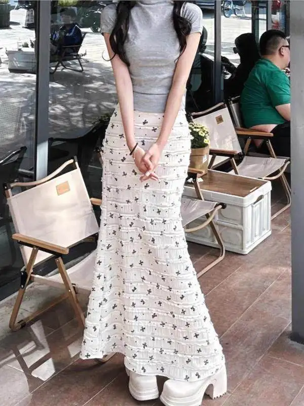 Elegant Summer Slim Fit Half Skirt with Fish Tail Lace Splicing High Waist Breathable Skin Friendly Polyester Fiber Skirt
Elegant Summer Slim Fit Half Skirt with Fish Tail Lace Splicing High Waist Breathable Skin Friendly Polyester Fiber Skirt