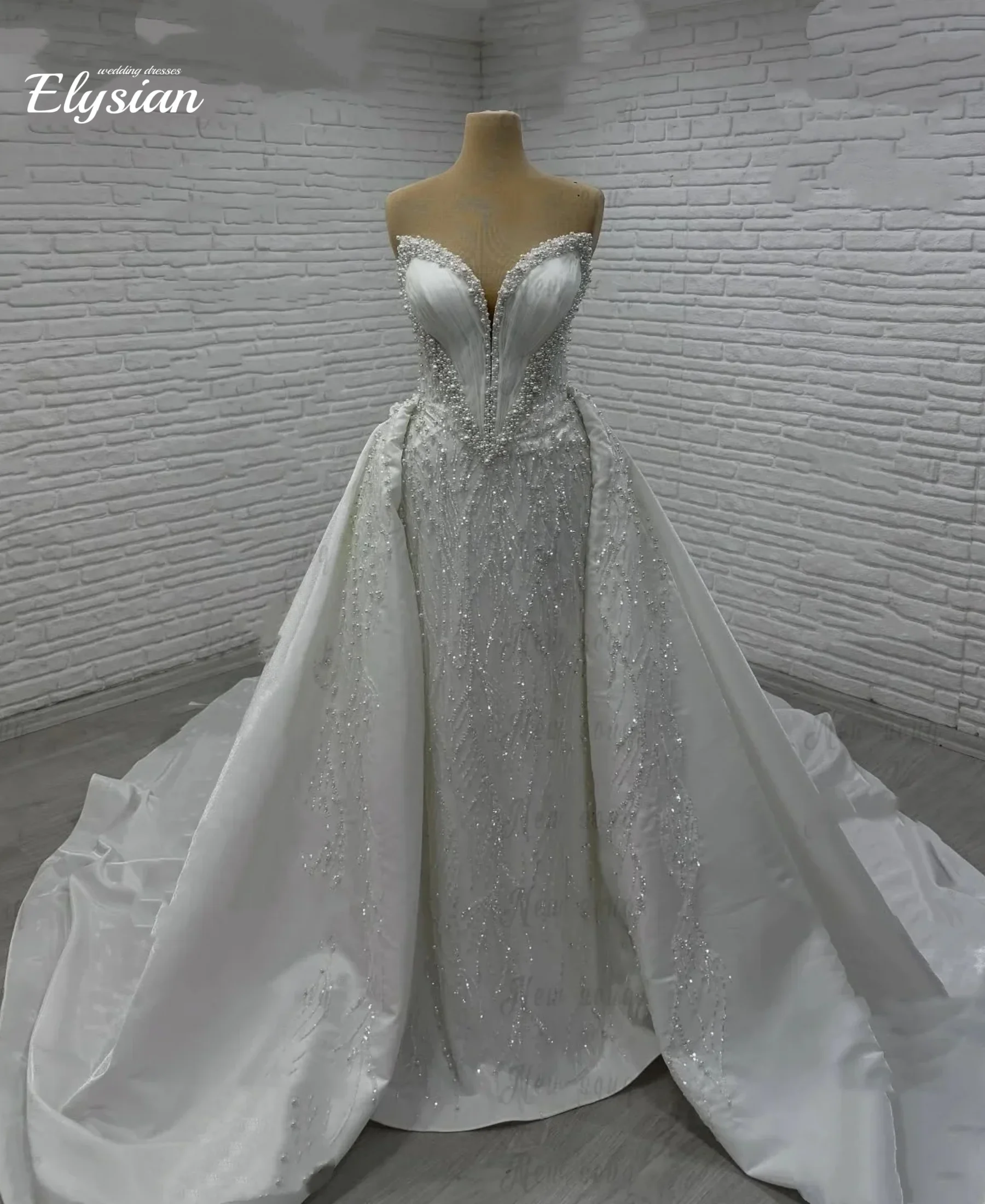 Customized Dubai White Luxury Beading Bride Dresses Mermaid Wedding Dress Two Pieces With Overskirt Bridal Gown Vestidos De Noiv
Customized Dubai White Luxury Beading Bride Dresses Mermaid Wedding Dress Two Pieces With Overskirt Bridal Gown Vestidos De Noiv