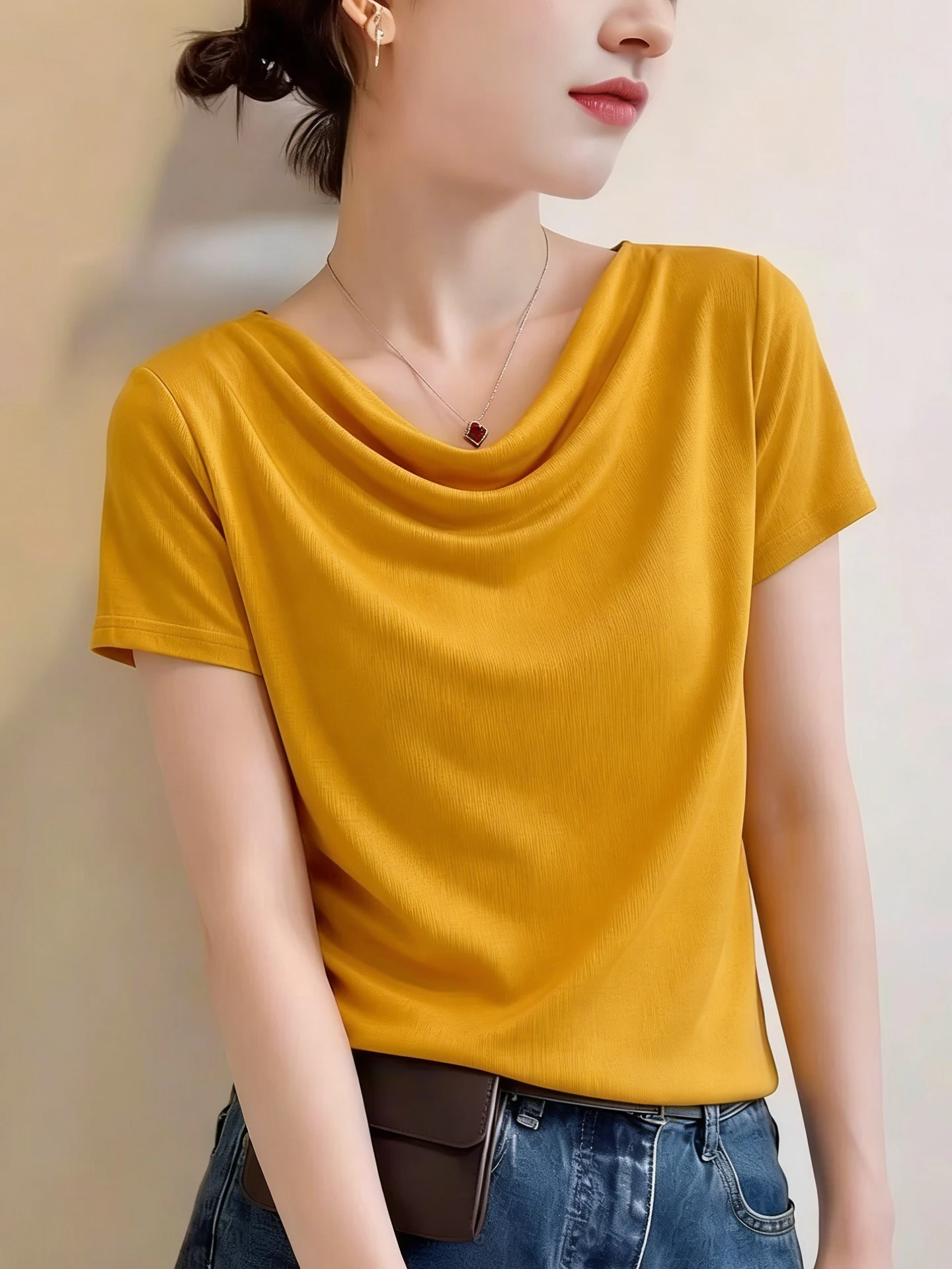 Elegant Pure Color Short Sleeve T-Shirt Stylish Design Turn-down Collar Unique Beautiful Summer Top for plus Size Women
Elegant Pure Color Short Sleeve T-Shirt Stylish Design Turn-down Collar Unique Beautiful Summer Top for plus Size Women