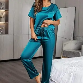 Women's Silk Satin Sleepwear Long Pants Sexy Style Winter Collection Fashionable Set Three Pieces No Brand Registered Trademark
Women's Silk Satin Sleepwear Long Pants Sexy Style Winter Collection Fashionable Set Three Pieces No Brand Registered Trademark