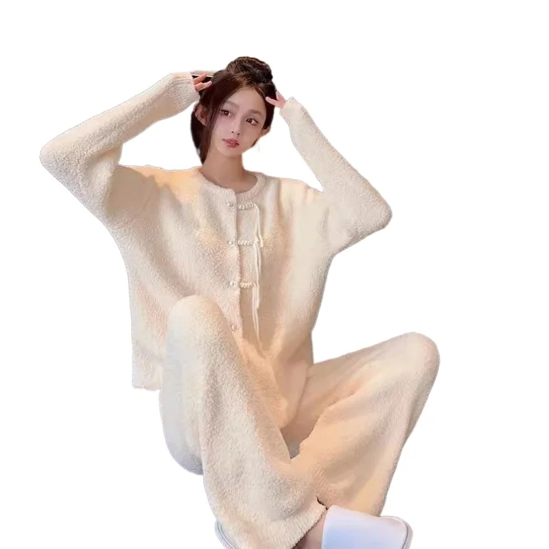 New Chinese Pajamas Women's Autumn and Winter Coral Fleece Loungewear Precious Shell Fleece Cardigan Set Fleece New Underwear
New Chinese Pajamas Women's Autumn and Winter Coral Fleece Loungewear Precious Shell Fleece Cardigan Set Fleece New Underwear