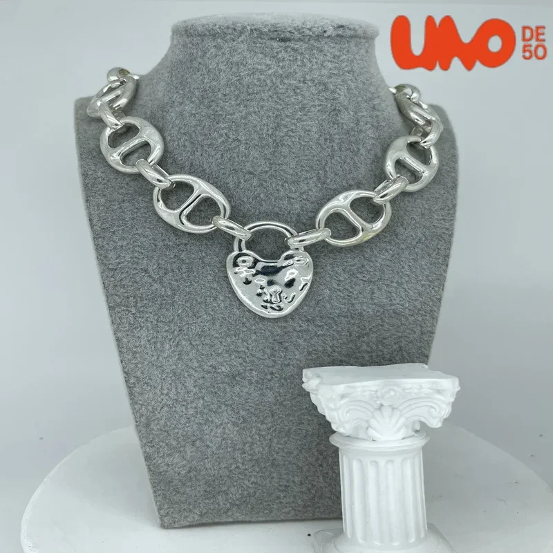 2025 Best Selling Exquisite High Quality UNO DE 50 Fashion Classic 925 Necklace Jewelry Daily Collocation Holiday Romantic Gifts
2025 Best Selling Exquisite High Quality UNO DE 50 Fashion Classic 925 Necklace Jewelry Daily Collocation Holiday Romantic Gifts