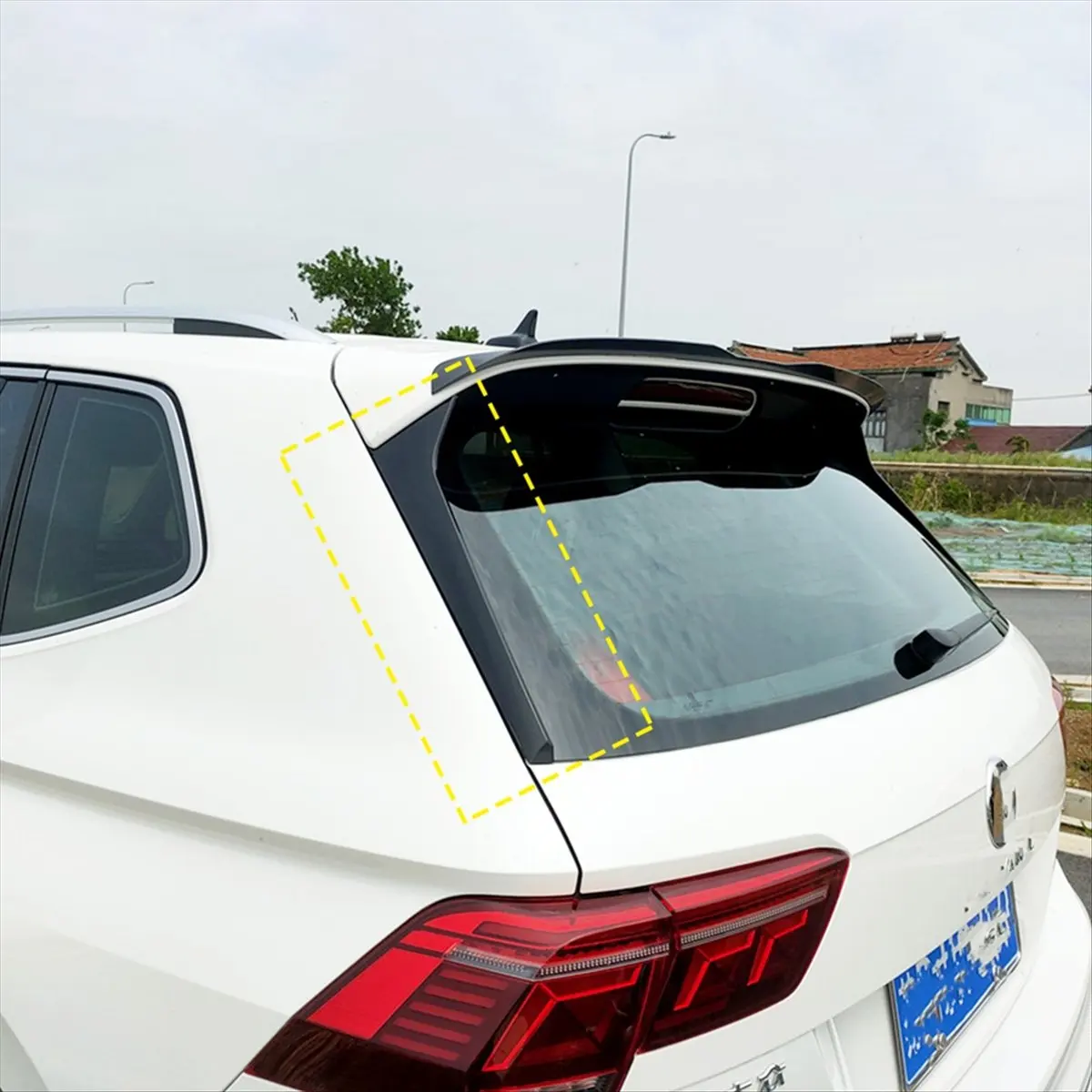 #32C The flanking panels,Car Rear Window Side Spoiler Splitter Left&Right for VW Tiguan R-Line (Black)
#32C The flanking panels,Car Rear Window Side Spoiler Splitter Left&Right for VW Tiguan R-Line (Black)