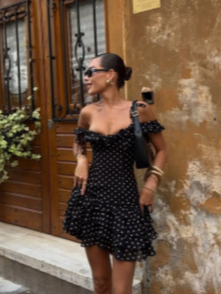 Retro Polka Dot Mini Dress Women Elegant Off Shoulder Sleeveless Ruffle Hem Slim Dresses 2026 Summer Lady Daily Vacation Wears
Retro Polka Dot Mini Dress Women Elegant Off Shoulder Sleeveless Ruffle Hem Slim Dresses 2026 Summer Lady Daily Vacation Wears