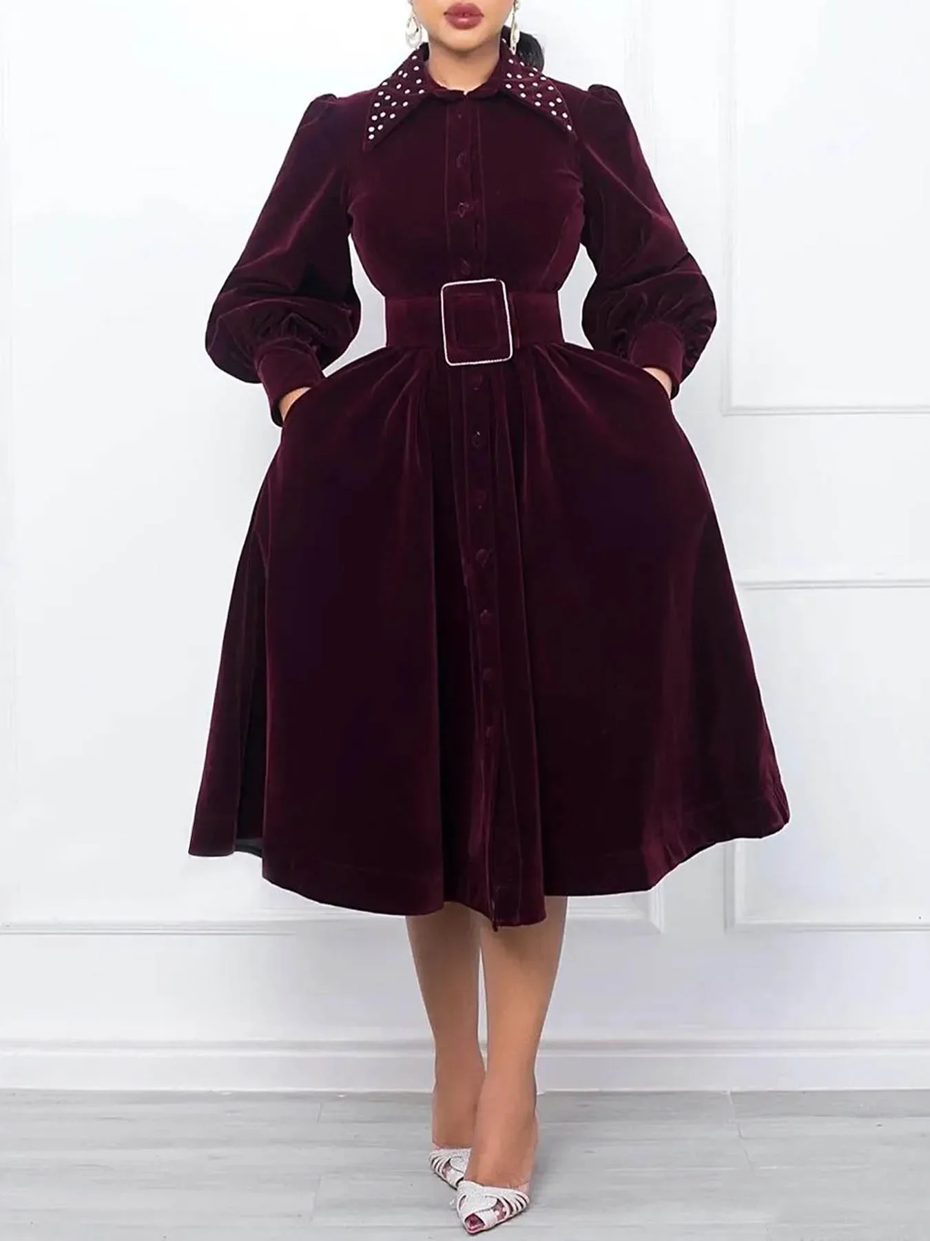Elegant Women Puff Sleeve A-Line Dress Velvet Pleated Turn Down Collar Solid Retro Casual Winter Autumn Midi Dress with Belt
Elegant Women Puff Sleeve A-Line Dress Velvet Pleated Turn Down Collar Solid Retro Casual Winter Autumn Midi Dress with Belt