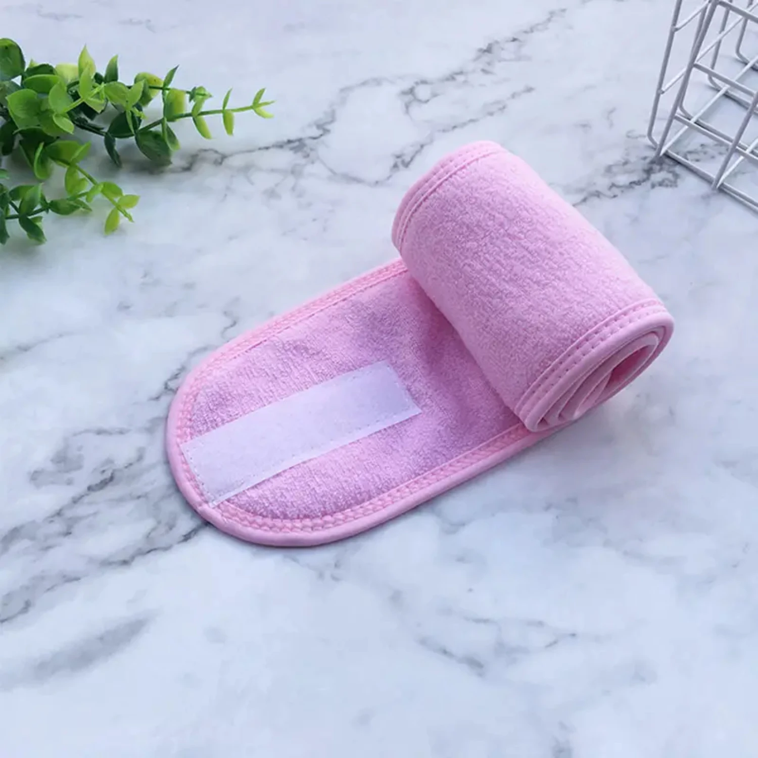Soft Solid Color Spa Facial Headband for Face Washing, Comfortable Facial Wash Headband for Women, One Piece Makeup Headband
Soft Solid Color Spa Facial Headband for Face Washing, Comfortable Facial Wash Headband for Women, One Piece Makeup Headband