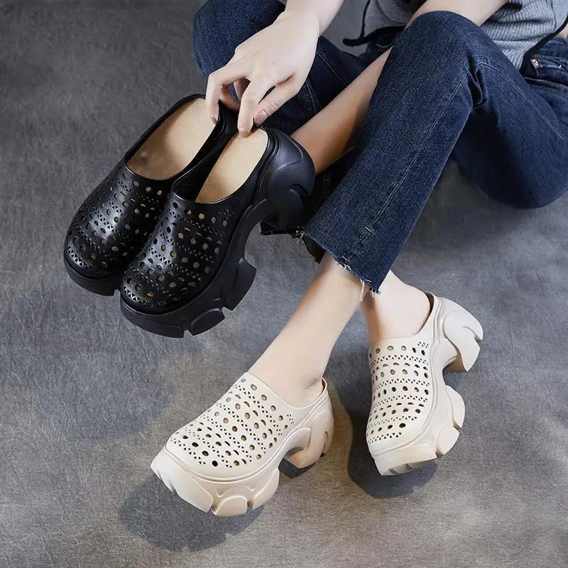 Thick Bottom Slip-On Sandals Real Leather Chunky Heel Mules Hollow out Design Cover Toe Summer Casual Flat Heel Rubber Foam
Thick Bottom Slip-On Sandals Real Leather Chunky Heel Mules Hollow out Design Cover Toe Summer Casual Flat Heel Rubber Foam
